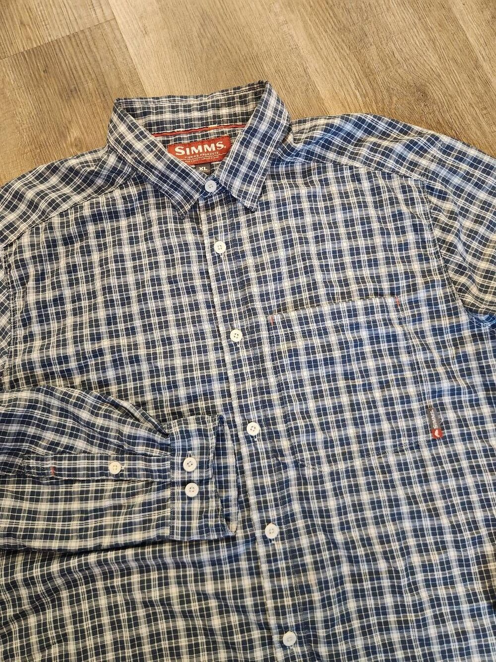 SIMMS Mens XL Nylon Blend longsleeve Fishing shirt button up chest pocket plaid
